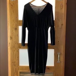 ASOS maternity black long sleeved dress size 6